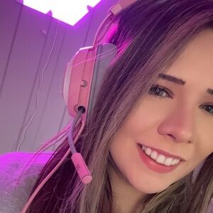 Meet your Posher, Casey